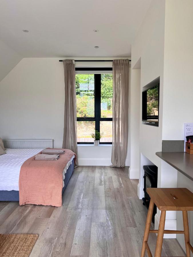 The Loft Studio Apartment - Above Detached New Build Garage Llanymynech Экстерьер фото